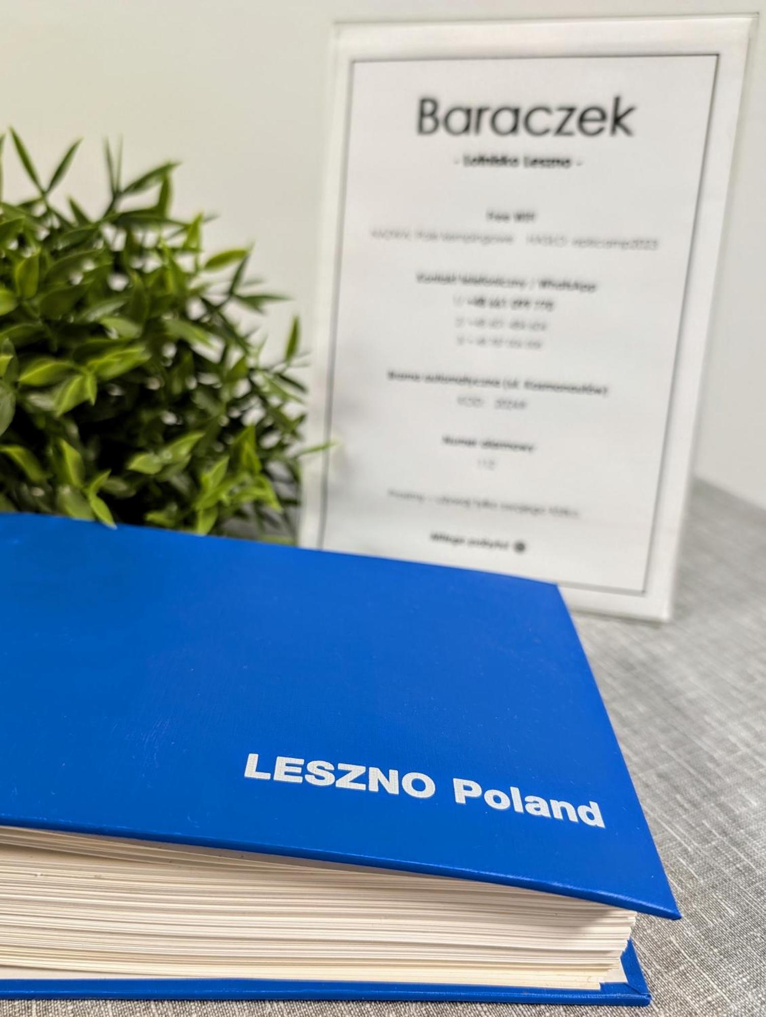 Ostello Baraczek Lotnisko Leszno Leszno  Esterno foto